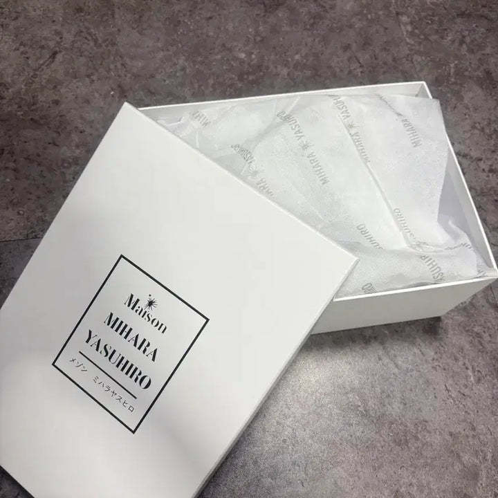 [SOLD OUT] 미하라야스히로 블레이키 36 풀박스 크림