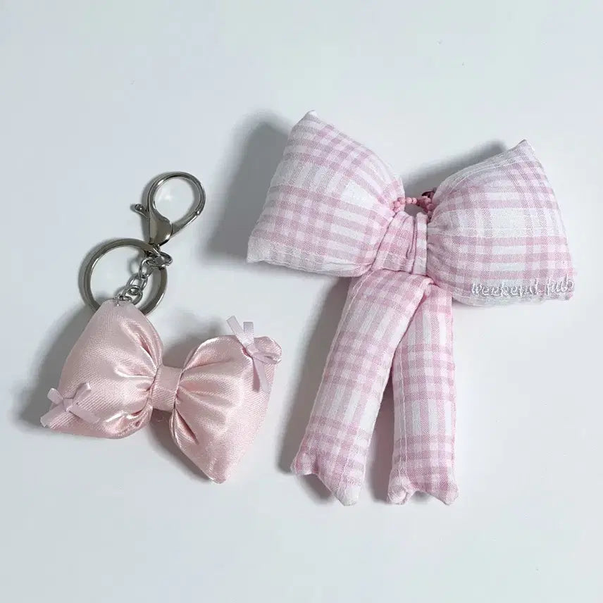 [BUNJANG] Pink Ribbon Keyring Set / 핑크 리본 키링 2개 세트