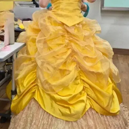 [SOLD OUT] 졸업사진 벨드레스 (미녀와야수) 의상 대여해드립니다