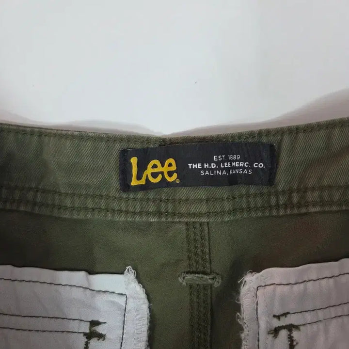 [BUNJANG] 36 LEE 리 카고 반바지 올리브 버뮤다 / 36 LEE 리 카고 반바지 올리브 버뮤다