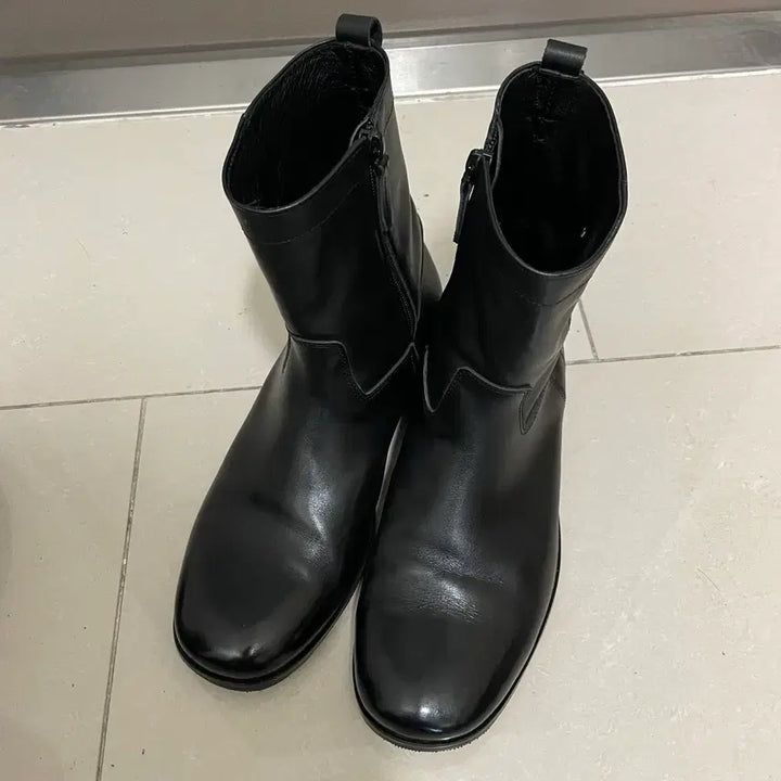 [BUNJANG] Polytelu Leather Boots (Semi-Matte) - Size 1 / 폴리테루 레더 부츠 반무광 1 사이즈