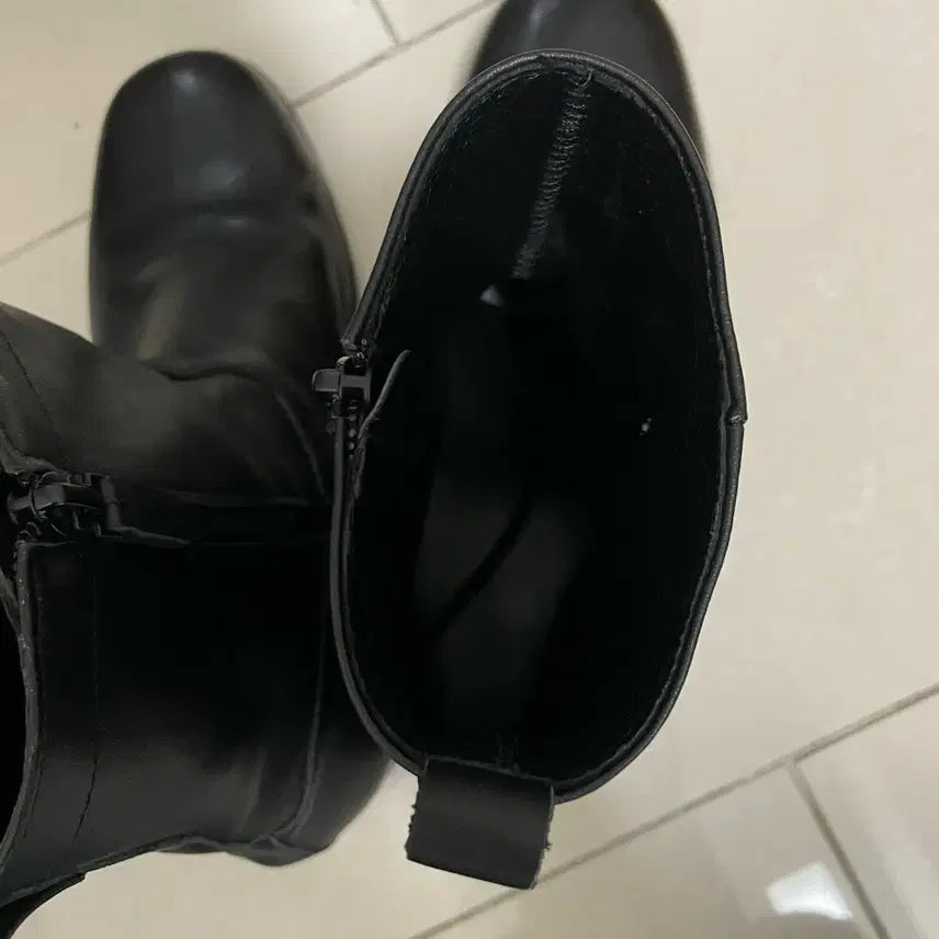 [BUNJANG] Polytelu Leather Boots (Semi-Matte) - Size 1 / 폴리테루 레더 부츠 반무광 1 사이즈