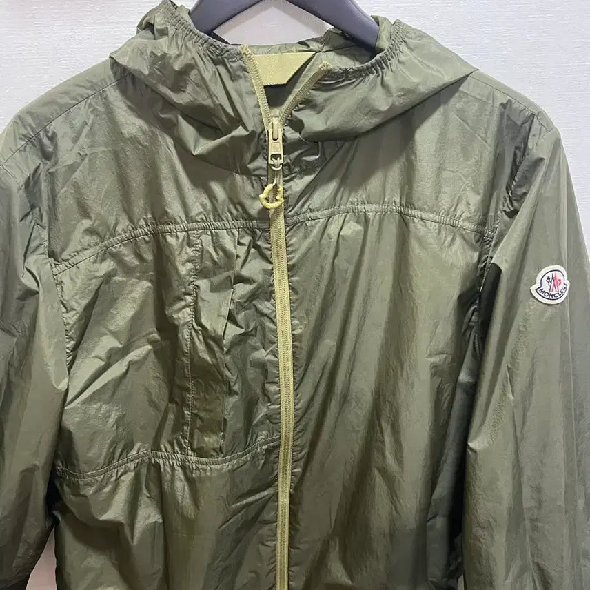 [BUNJANG] Moncler Windbreaker Jacket / 몽클레어 바람막이