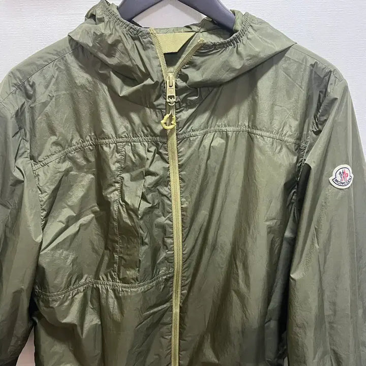 [BUNJANG] Moncler Windbreaker Jacket / 몽클레어 바람막이