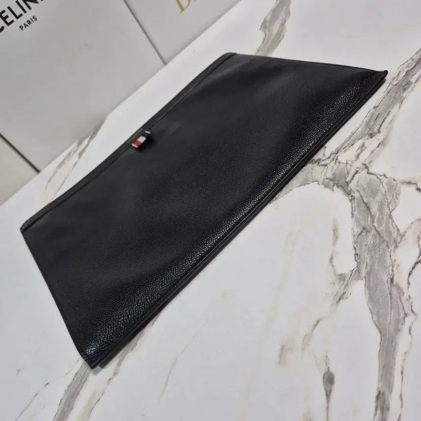 [BUNJANG] Thom Browne Pebble Grain Black Clutch Bag / (정품) 톰브라운 페블 그레인 블랙 클러치 백