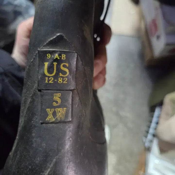 [BUNJANG] Military Mickey Mouse Boots / 밀리터리 미.설상화 미키마우스화