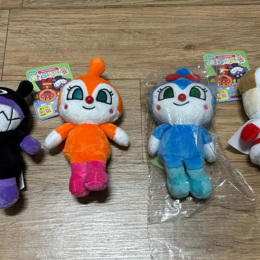 [BUNJANG] Miniso Shanghai Anpanman Plush Toy Bundle / 상하이 미니소 호빵맨 인형 일괄
