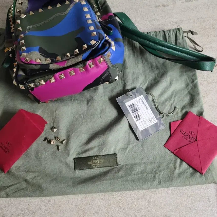 [BUNJANG] Valentino Rockstud Camo Mini Backpack / 발렌티노 락스터드 카모 백팩 미니