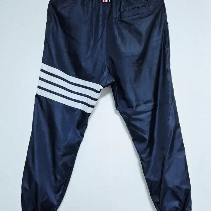 [BUNJANG] Thom Browne Stripe Jogger Pants Navy (Size 4) / (정품) 톰브라운 사선 스프라이트 조거 팬츠 네이비 4
