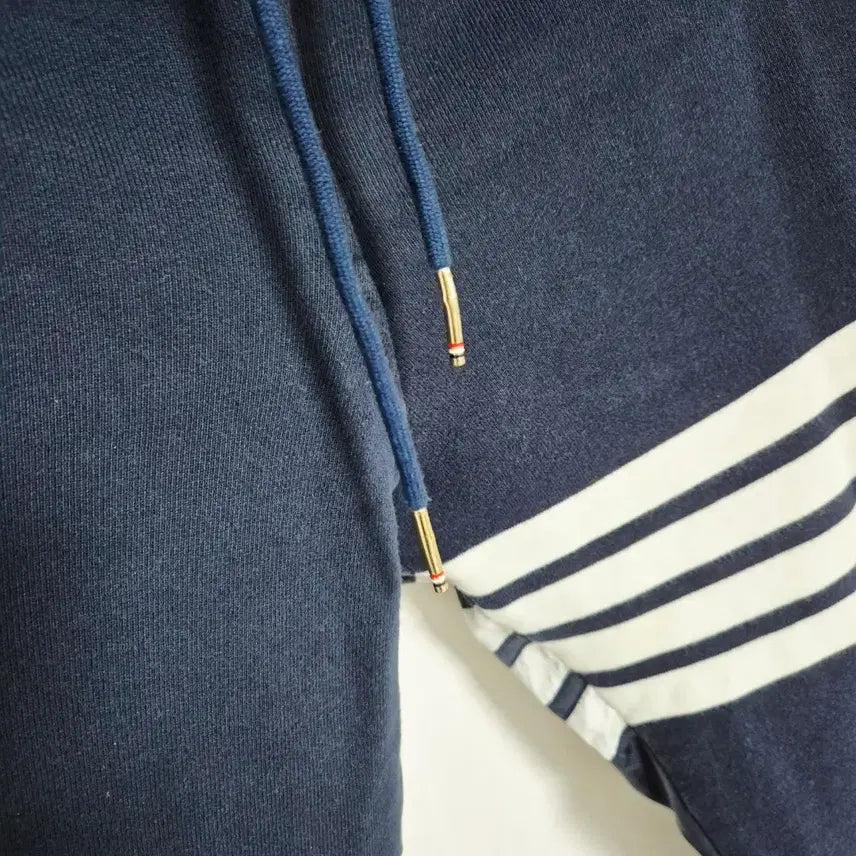 [BUNJANG] Thom Browne Stripe Jogger Pants Navy (Size 4) / (정품) 톰브라운 사선 스프라이트 조거 팬츠 네이비 4