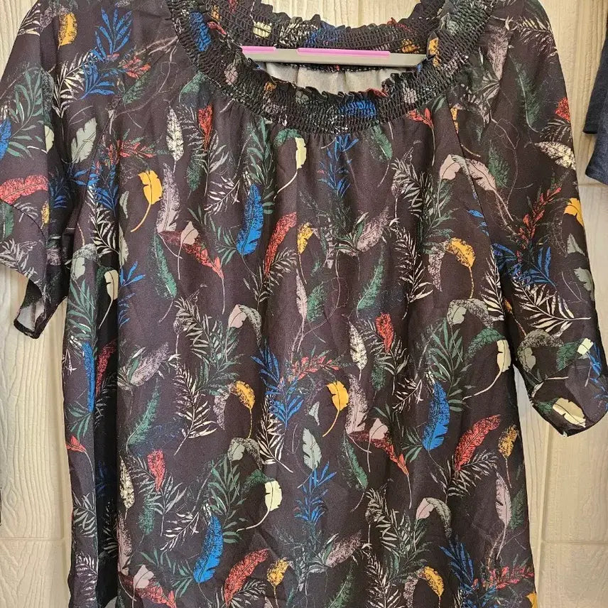 [BUNJANG] Floral Pattern Ruffle Blouse and Pants Set / 플라워 패턴 셔링 블라우스바지세트