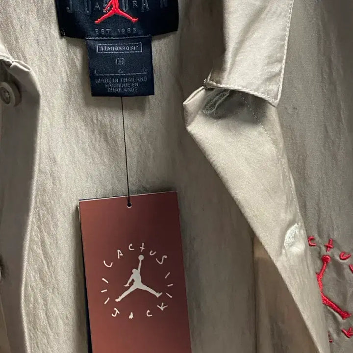 [BUNJANG] Jordan x Travis Scott Button Down Top - Asia / L / 조던 x 트래비스 스캇 버튼 다운 탑 - 아시아