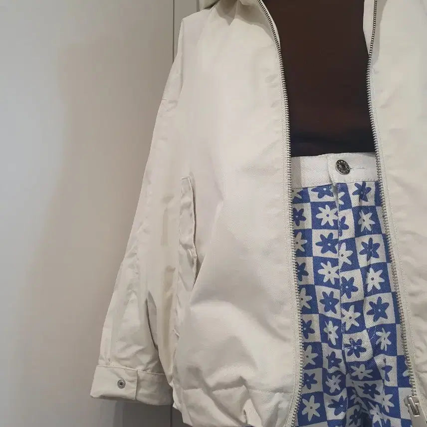 [BUNJANG] Ivory Hooded Zip-Up Jacket / 아이보리색 후드 집업 자켓