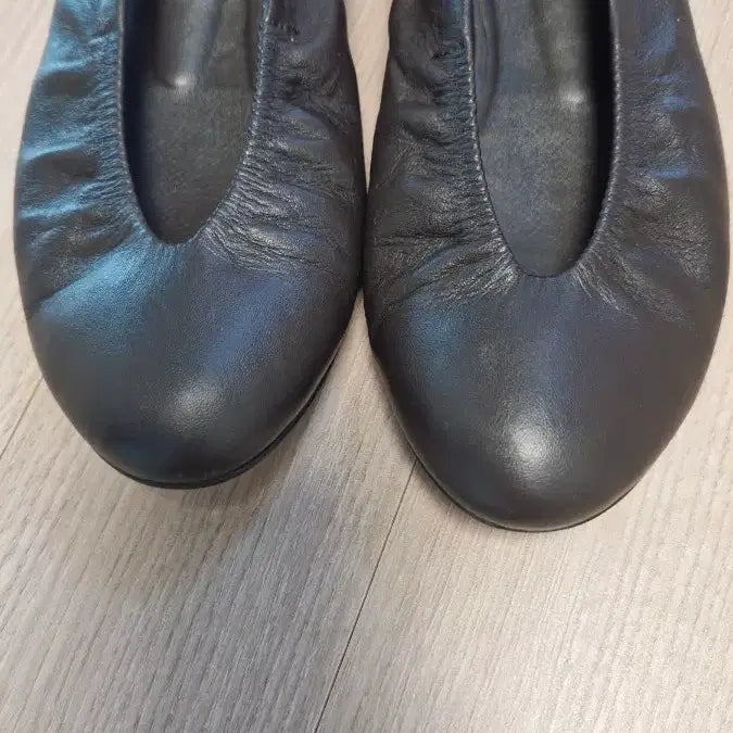 [BUNJANG] Kuho Black Flat Shoes (235) / 구호 플랫슈즈 블랙  235