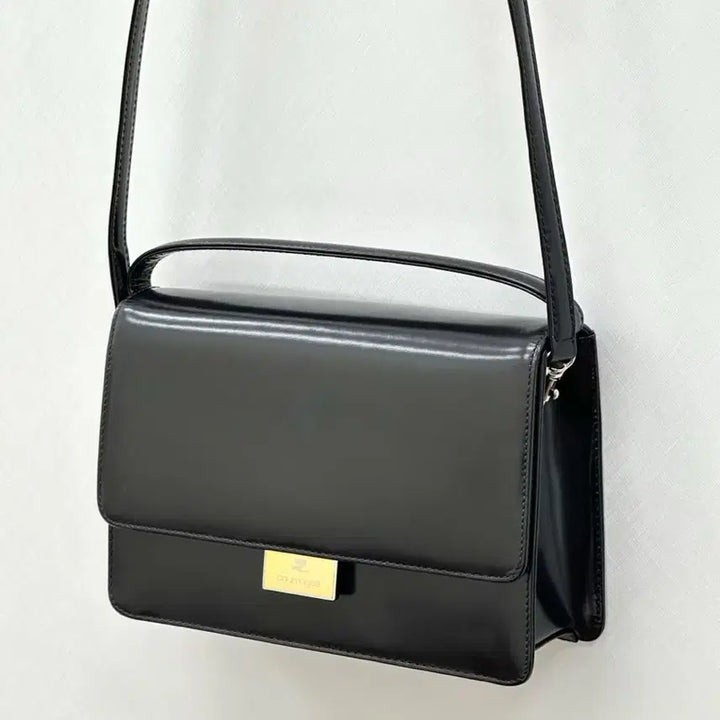 [BUNJANG] Courreges Black Leather Square Handbag / courreges / 꾸레쥬 블랙 스퀘어 핸드백