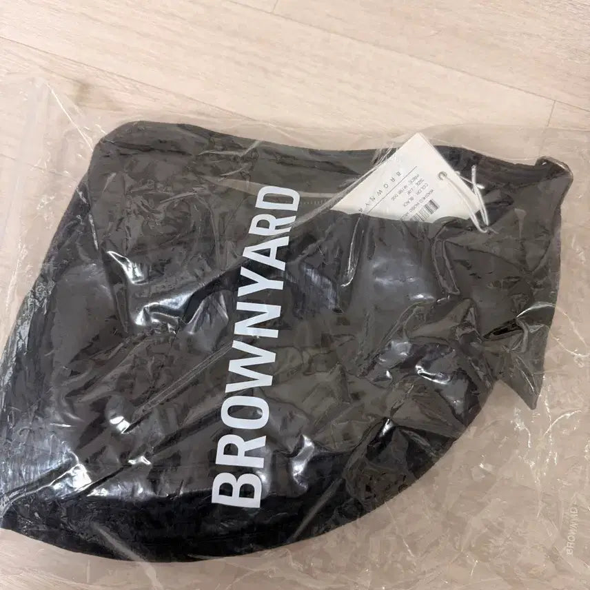 [SOLD OUT] 브라운야드 워시드 호보백 새상품