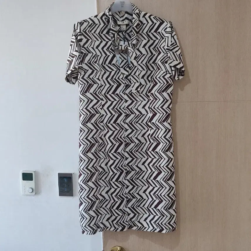 [BUNJANG] Marni x H&amp;M Pattern Short Sleeve Dress Size 55 / 마르니H&amp;M 패턴 반팔 원피스 새상품 55