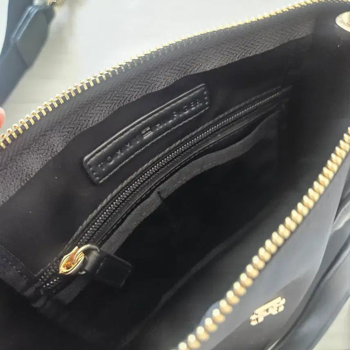 [BUNJANG] Tommy Hilfiger Tote Bag / 타미힐피거 토트백