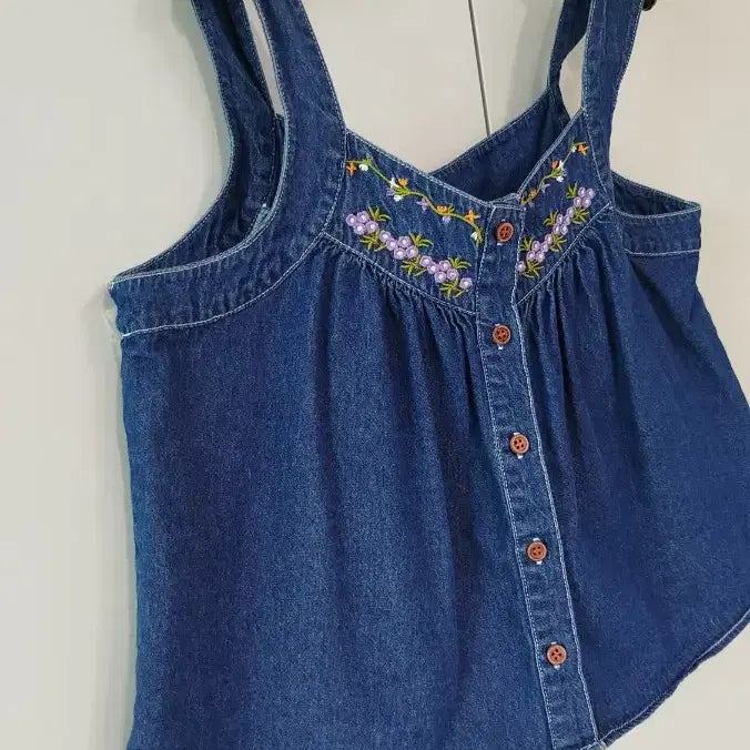 [BUNJANG] Embroidered Denim Bustier Vest / 꽃자수가 예쁘게 놓인 청 뷔스티에 조끼