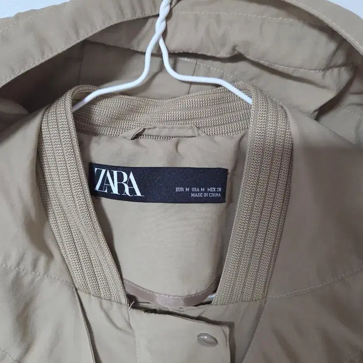 [BUNJANG] ZARA Khaki Hooded Long Parka Jacket / 자라 카키색 후드 롱 야상 점퍼