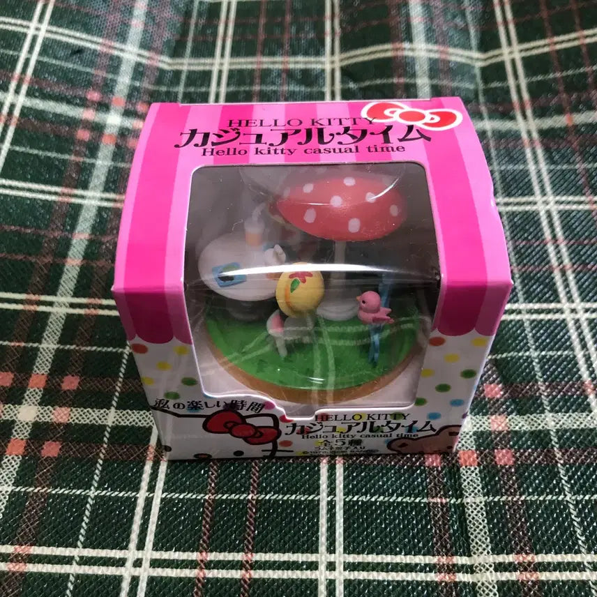 [BUNJANG] Hello Kitty Picnic Figure / 헬로키티 피크닉 피규어