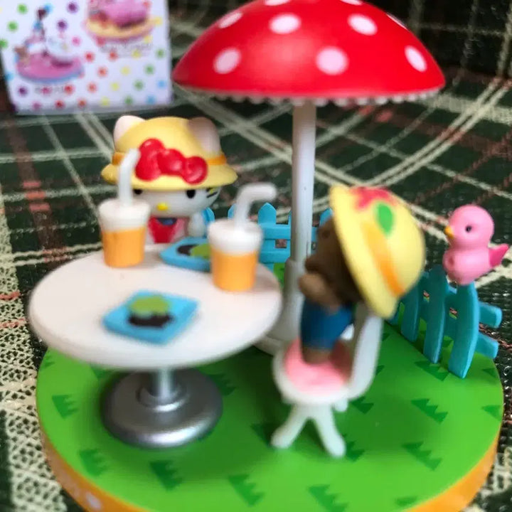 [BUNJANG] Hello Kitty Picnic Figure / 헬로키티 피크닉 피규어