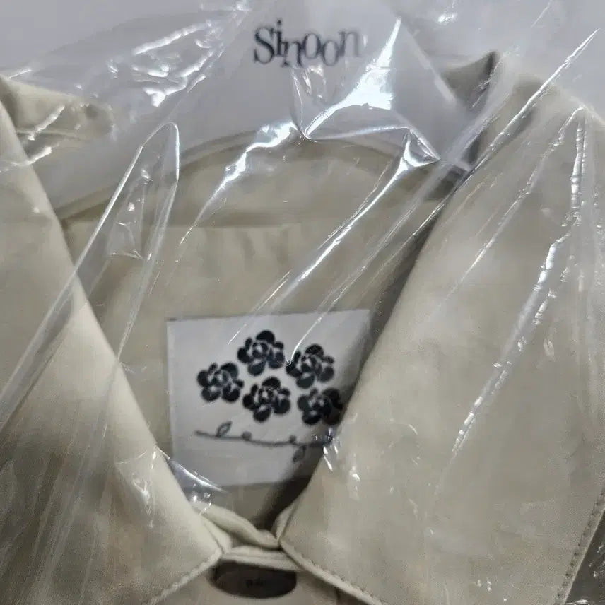 [SOLD OUT] 시눈 베이지 플리츠 테일러드 자켓
