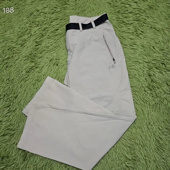 [BUNJANG] MILLET Belted Outdoor Pants (Beige) / [밀레(MILLET)] 벨티드 팬츠 (베이지)