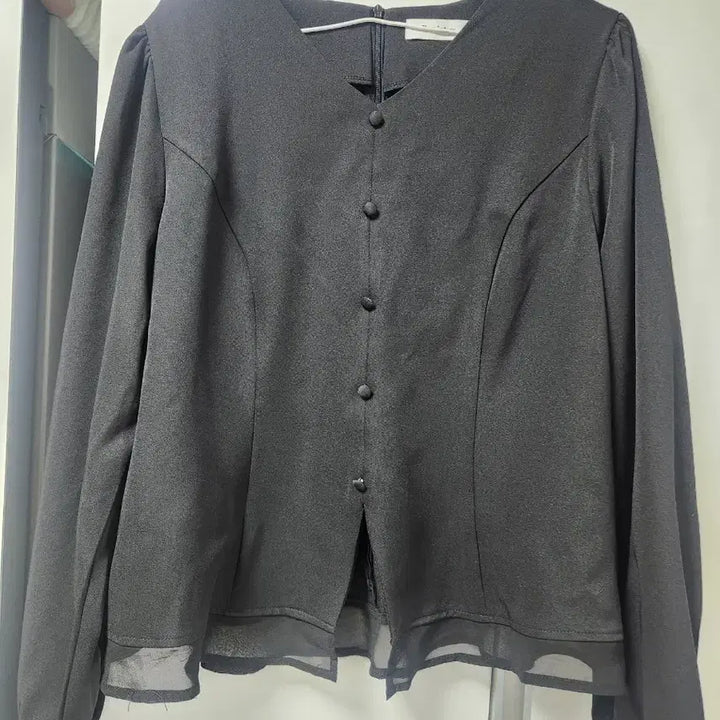 [BUNJANG] Romi Story Black Blouse / 새상품급)))  로미스토리  블랙  블라우스
