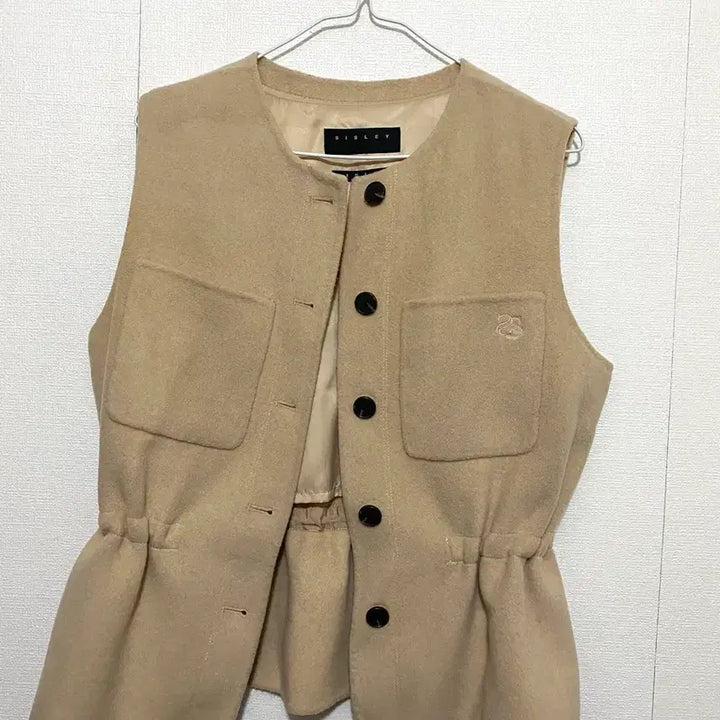 [SOLD OUT] 시슬리  핸드메이드 베스트 22FW