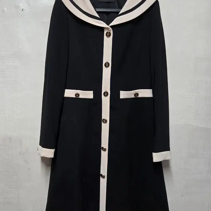 [SOLD OUT] SATIN 세일러카라 배색 원피스 55