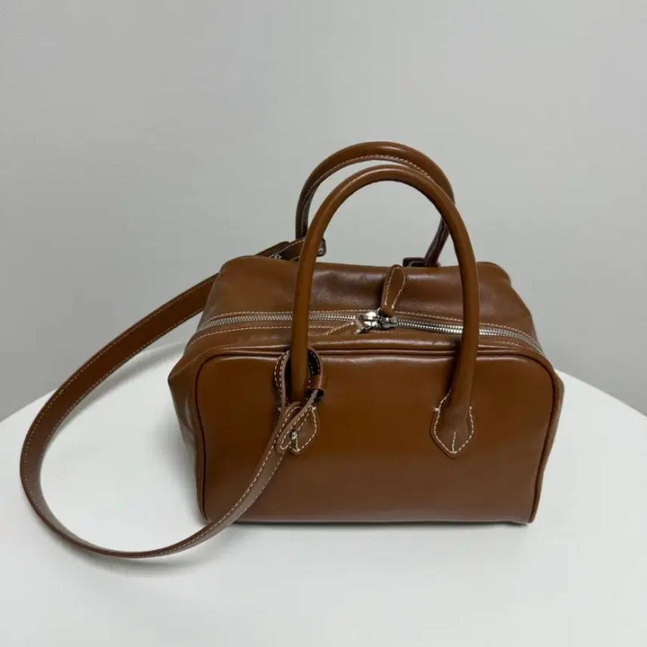 [BUNJANG] Sie Brot Stitch Medium Handbag Camel / 시에 sie 브롯 스티치 미디엄 핸드백 카멜