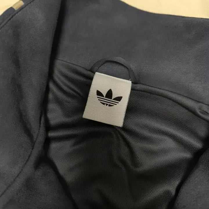 [SOLD OUT] Adidas Chinese Style Jacket. 중티다스 아디다스