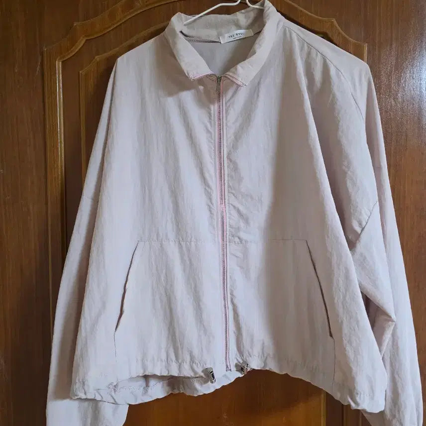 [BUNJANG] Pink Cropped Windbreaker Jacket / 핑크 크롭 바람막이 자켓
