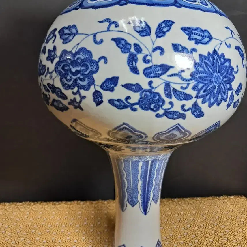[BUNJANG] Celadon Porcelain Vase / 청화백자 도자기 꽃병(높이약 37.5cm)