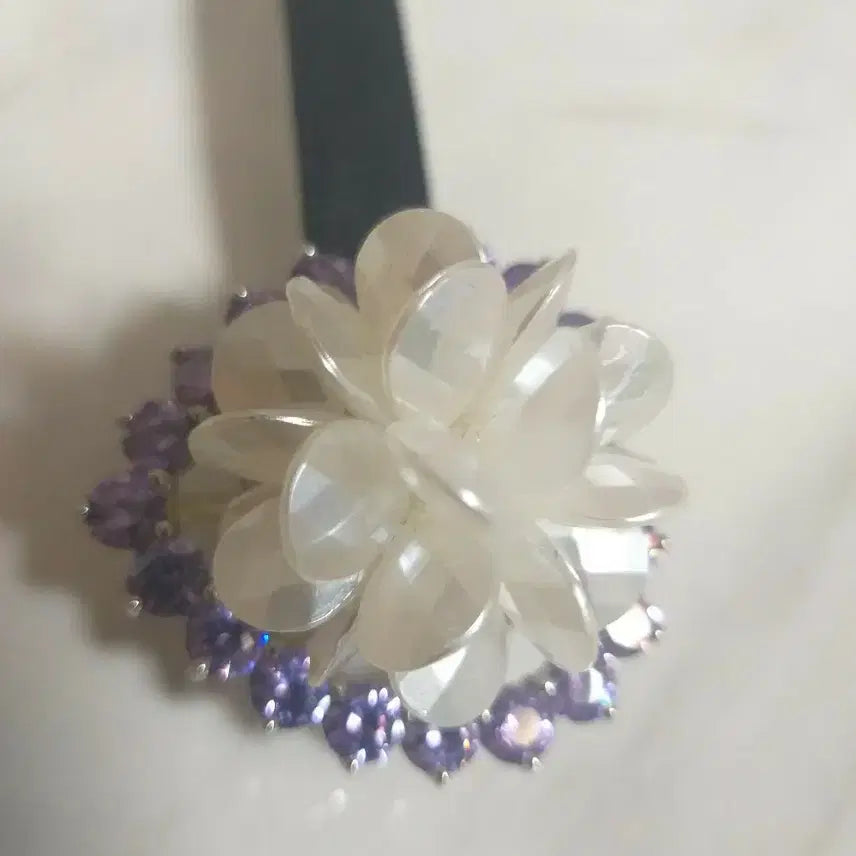 [BUNJANG] Flower Cubic Automatic Hair Pin / 플라워 큐빅 자동핀