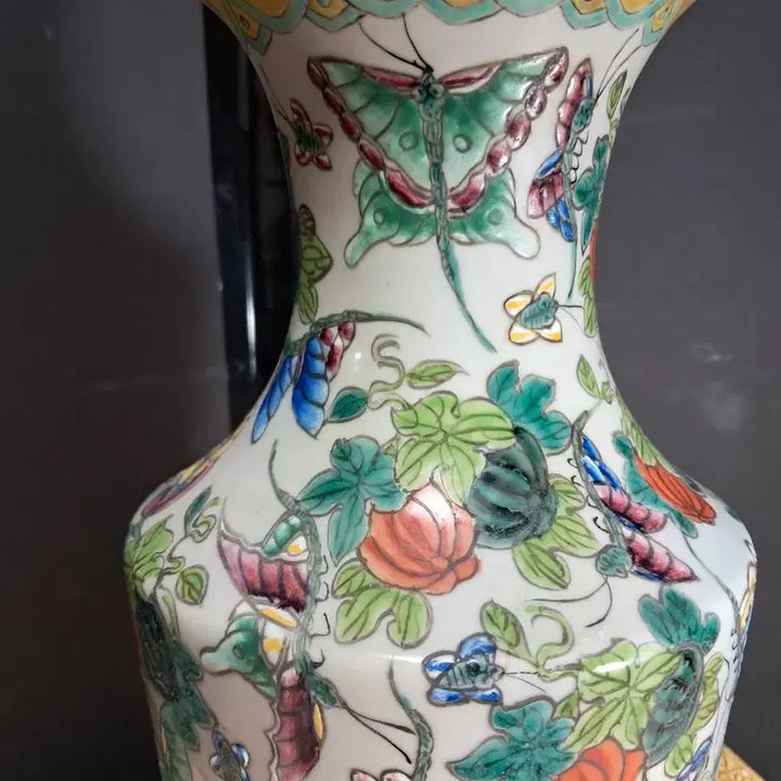 [BUNJANG] (명품감상)호접문 투채도자기(높이약 40cm) / (명품감상)호접문 투채도자기(높이약 40cm)