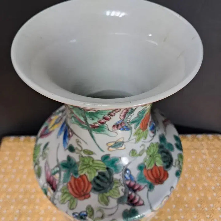 [BUNJANG] (명품감상)호접문 투채도자기(높이약 40cm) / (명품감상)호접문 투채도자기(높이약 40cm)