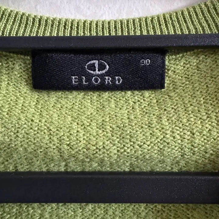 [BUNJANG] ELORD Knit Vest Green / ELORD 엘로드 니트 조끼 그린