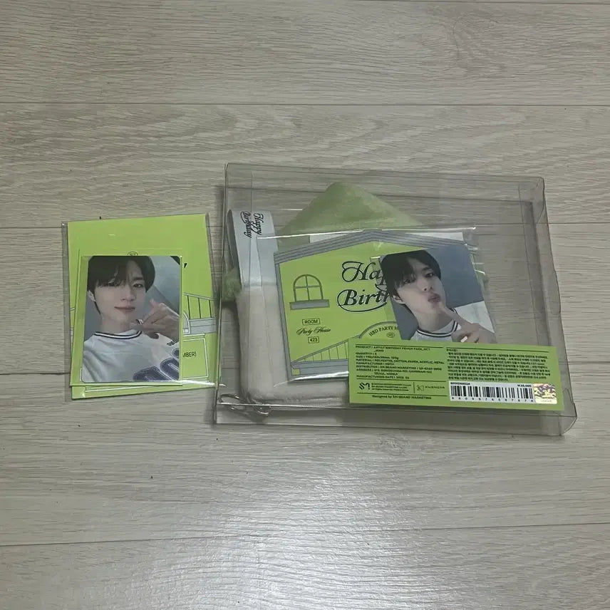 [SOLD OUT] 엔시티드림 제노 2025 생일 파티카드 파우치팩 엠디 포카