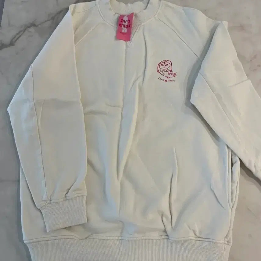 [SOLD OUT] 진리상점 x 럭키슈에뜨 콜라보 에프엑스 설리 아이보리 맨투맨 희귀 굿즈