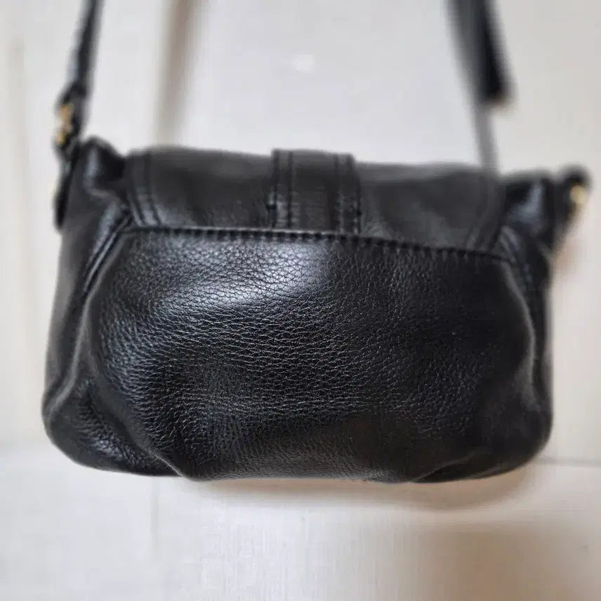 [SOLD OUT] 마이클코어스 블랙 미니 크로스백