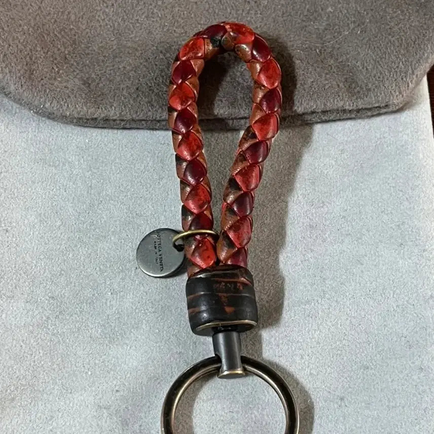 [BUNJANG] Bottega Veneta Keyring Red Brown / BV 보테가 베네타 키링 레드 브라운 풀박스