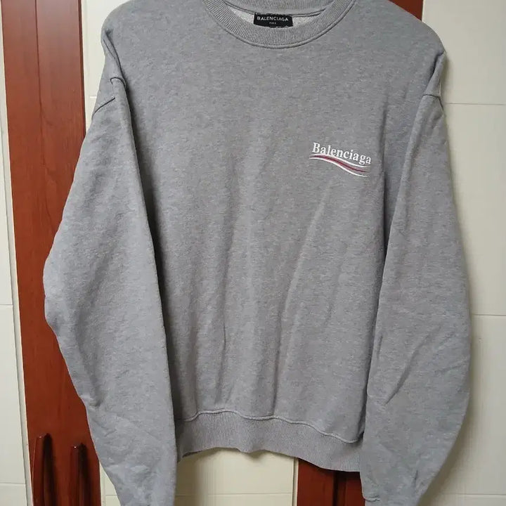 [SOLD OUT] 발렌시아가 웨이브 로고 맨투맨 회색