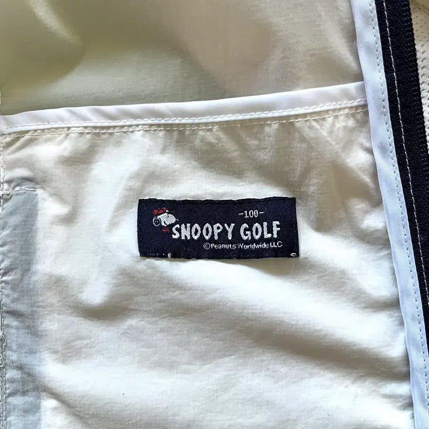 [BUNJANG] Snoopy Vintage Nylon Windbreaker Jacket / Snoopy 스누피 빈티지 나일론 윈드브레이커 바람막이 후드집업 자켓