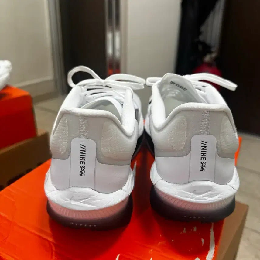 [BUNJANG] Nike Zoom Fly 6 White/Black Running Shoes / 나이키 줌 플라이 6 화이트/블랙 265 사이즈