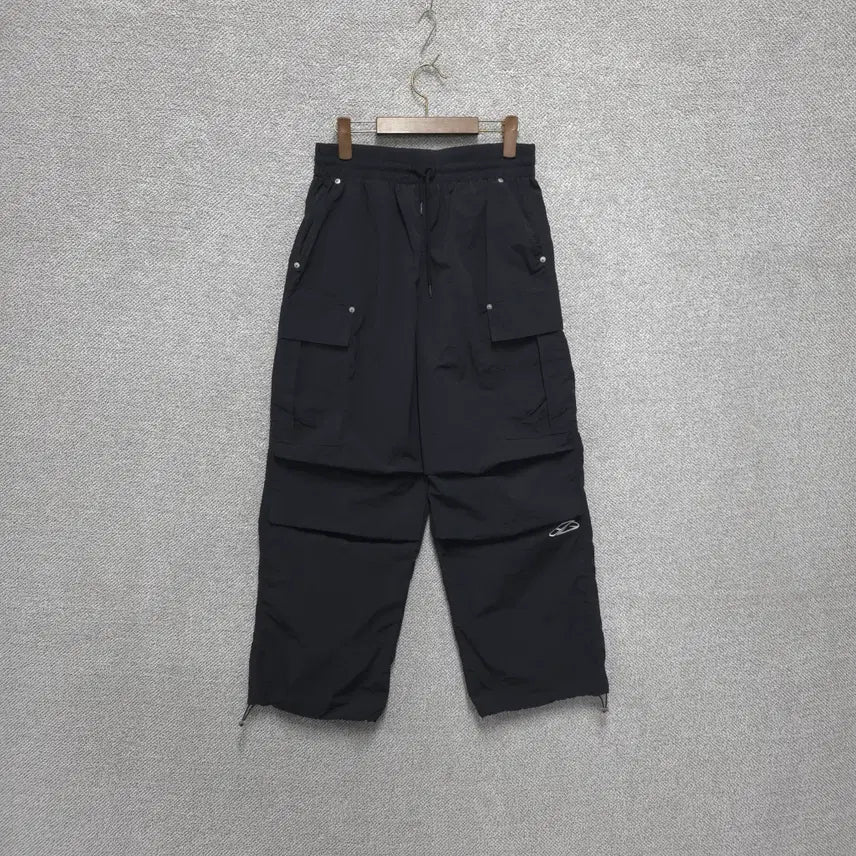 [BUNJANG] 1993studio 23SS Wide Cargo Parachute Pants M / 1993스튜디오 23SS 와이드 카고 파라슈트 팬츠 M