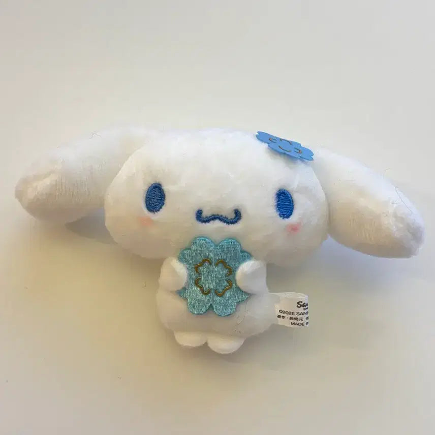 [BUNJANG] Sanrio Cinnamoroll Clover Brooch / 시나모롤 클로버 브로치