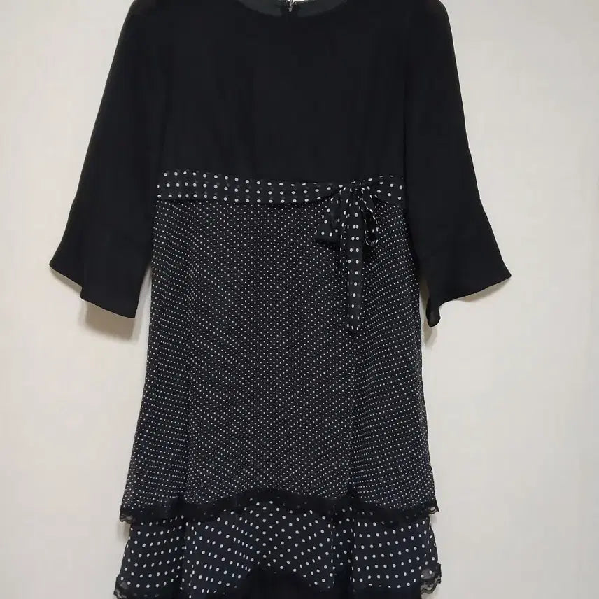 [BUNJANG] Black Dot Ribbon Flare Dress / 블랙 도트 리본 원피스 캉캉이 55반까지