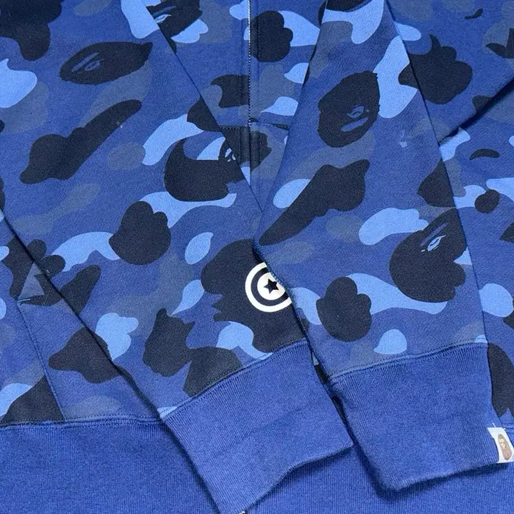 [SOLD OUT] 베이프 카모 샤크 네이비 후드집업 L